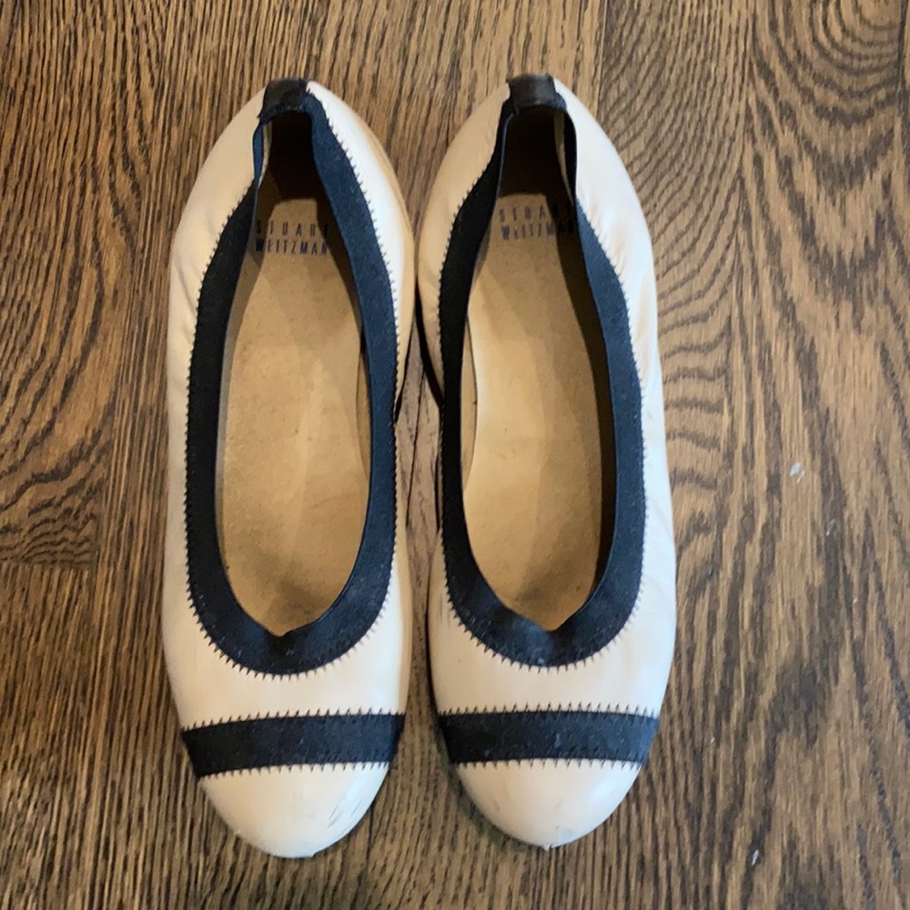 Stuart Weitzman beige and tan flats